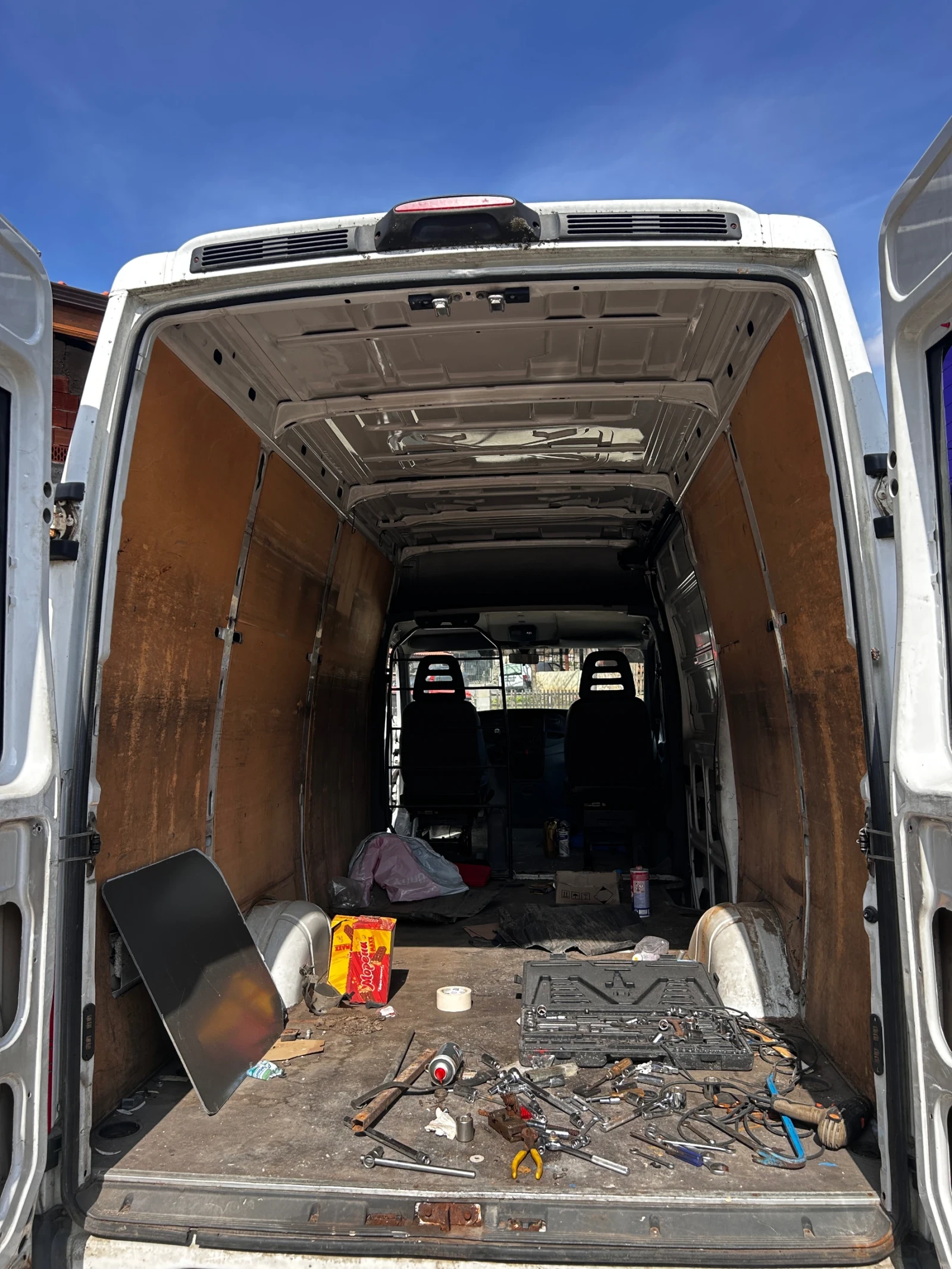 Iveco Daily 2.3hpi 140hp, снимка 12 - Бусове и автобуси - 53877308