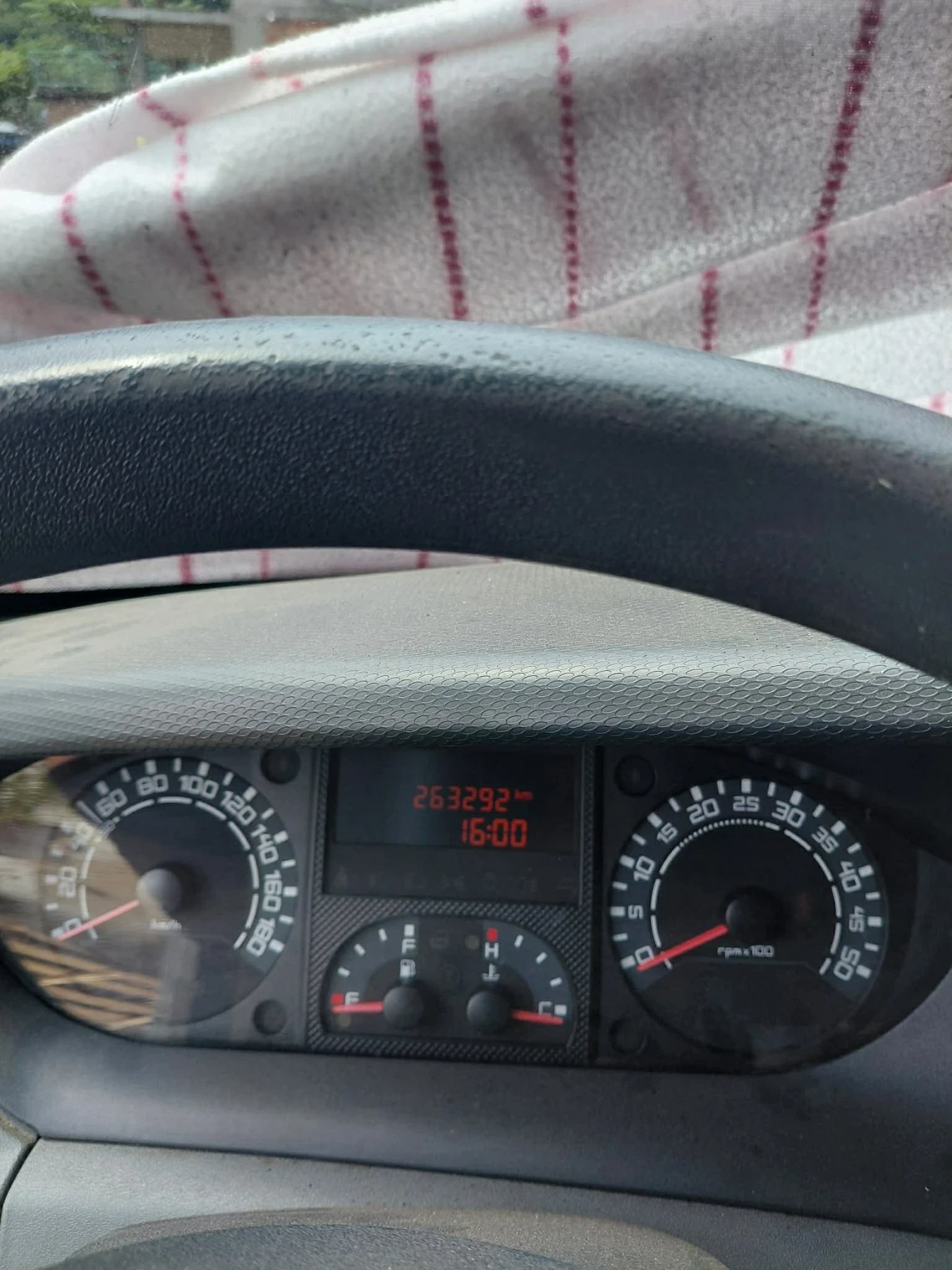 Iveco Daily 2.3hpi 140hp, снимка 8 - Бусове и автобуси - 53877308