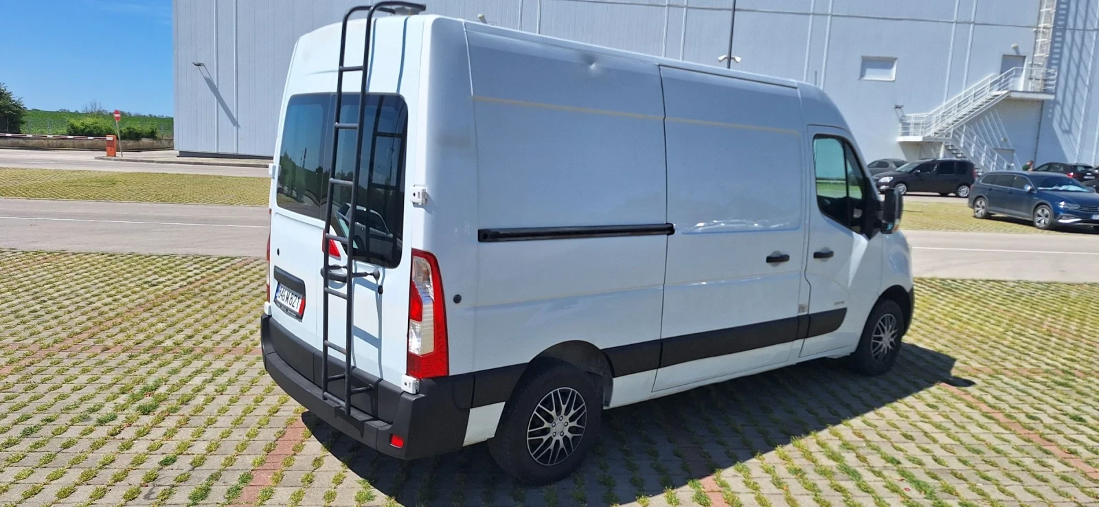 Renault Master 2, 3CDTI климатик!!!, снимка 3 - Бусове и автобуси - 54719646