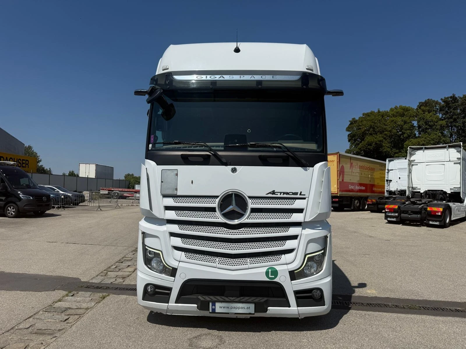 Mercedes-Benz Actros L 1851 GigaSpace , снимка 2 - Камиони - 55333337