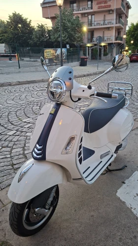����� �� �������� �� Vespa GTS YACHT CLUB Limited edition 300cc