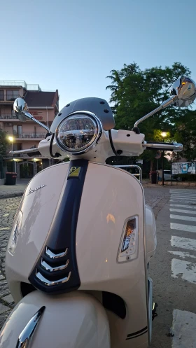 ����� �� �������� �� Vespa GTS YACHT CLUB Limited edition 300cc