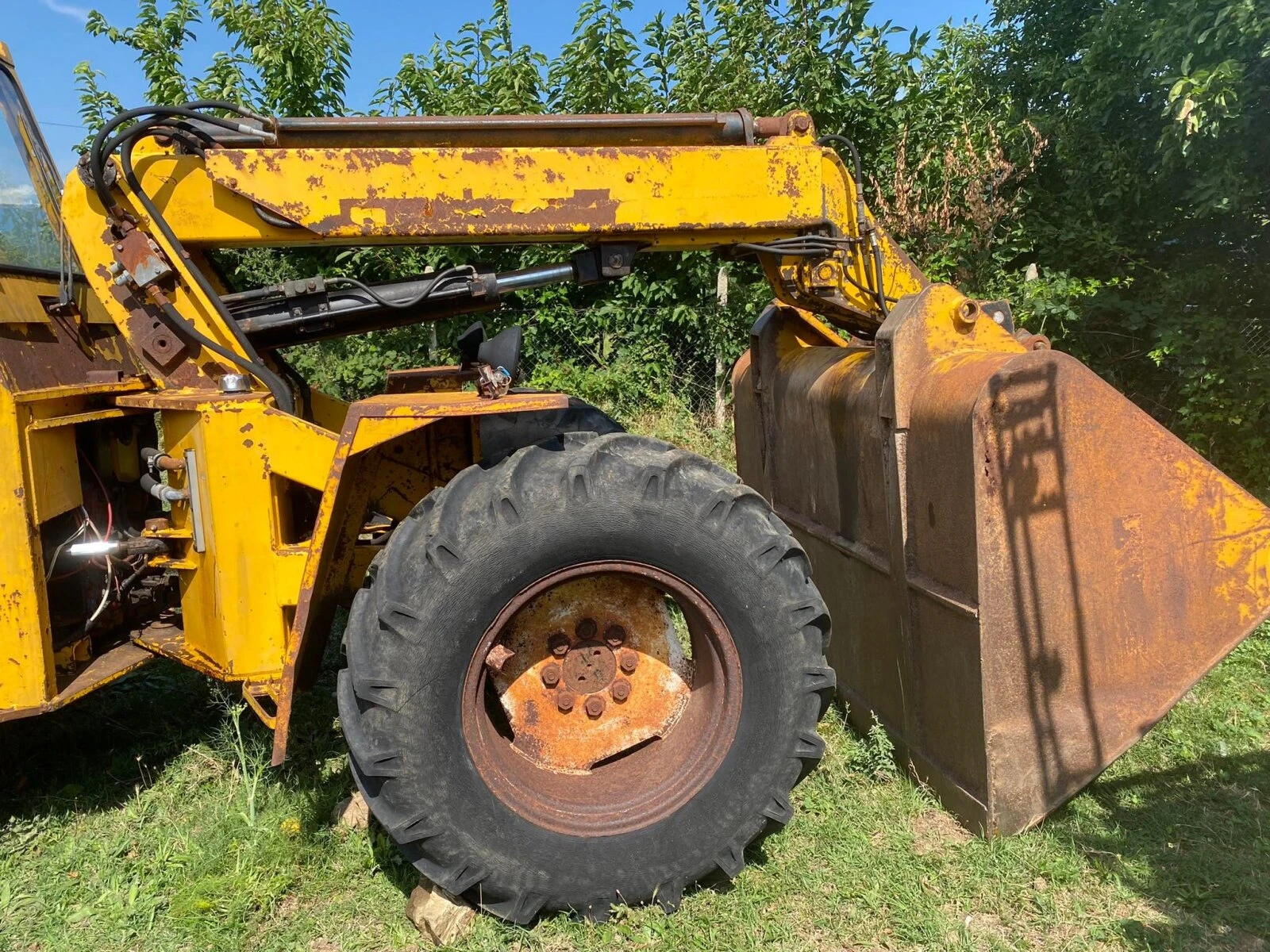 Телескопичен товарач Matbro 4WD - изображение 5