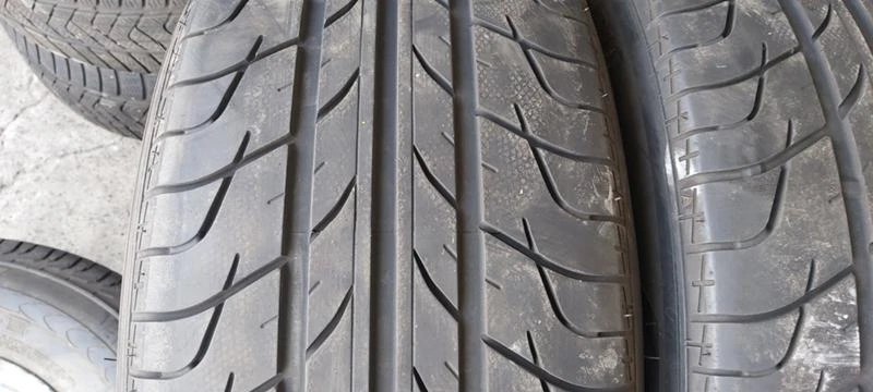 Гуми Летни 245/45R18, снимка 3 - Гуми и джанти - 29888497