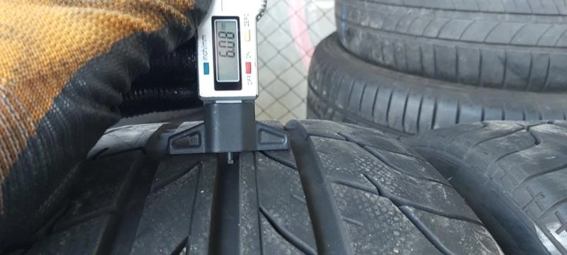 Гуми Летни 245/45R18, снимка 4 - Гуми и джанти - 29888497