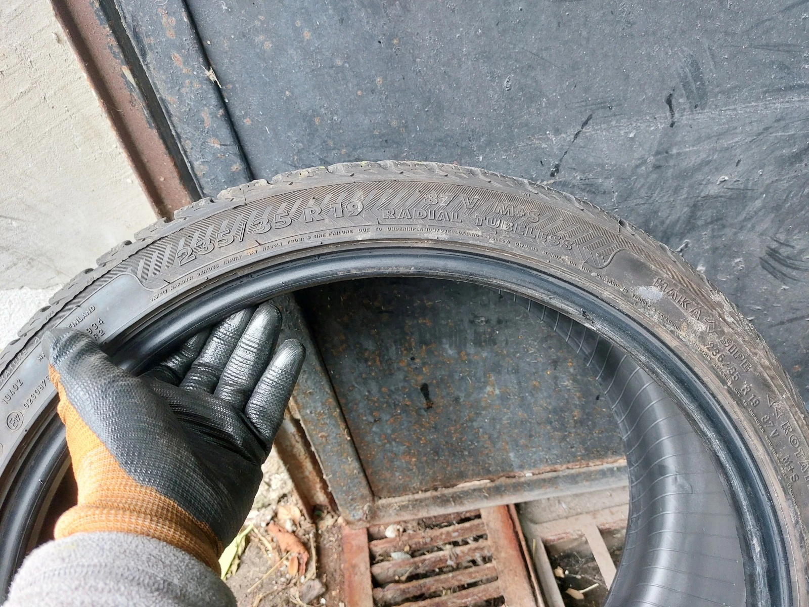 ���� 235/35R19 | Mobile.bg � ����������� 6
