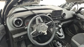 Mercedes-Benz T-класа 180D, снимка 8