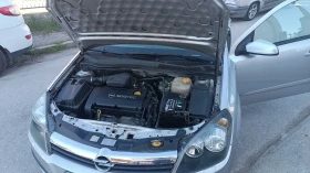 Opel Astra 1.6 перфектен.навигация , снимка 16
