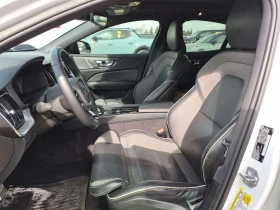 Volvo S60 * R DESIGN * CARFAX * Панорама *  | Auto.bg — изображение 9