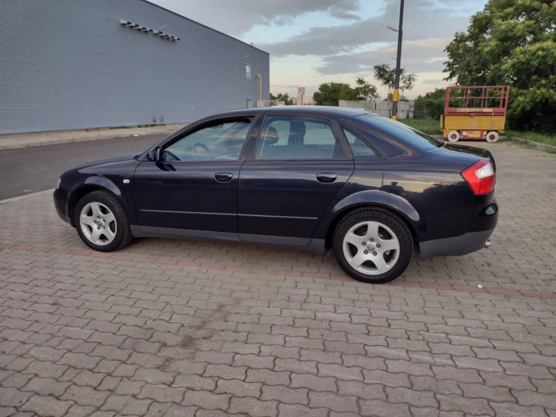 Audi A4, снимка 1 - Автомобили и джипове - 49552367