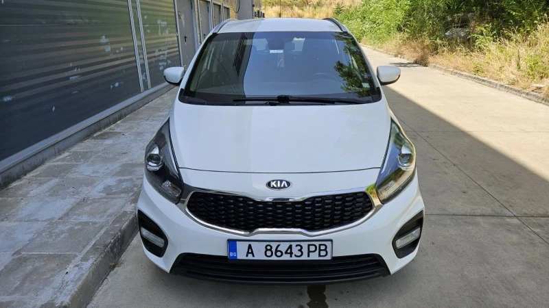 Kia Carens 1.7CRDI, снимка 2 - Автомобили и джипове - 46239437