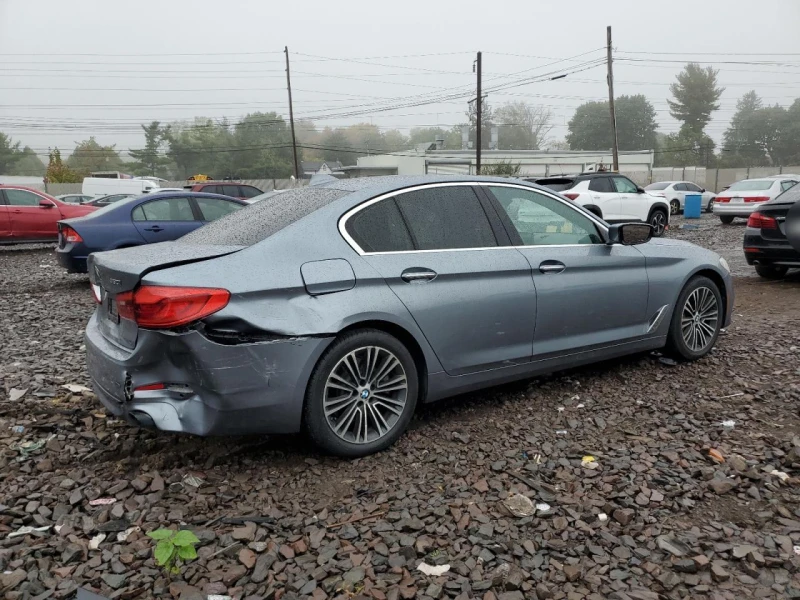 BMW 530 XI, снимка 3 - Автомобили и джипове - 47751335