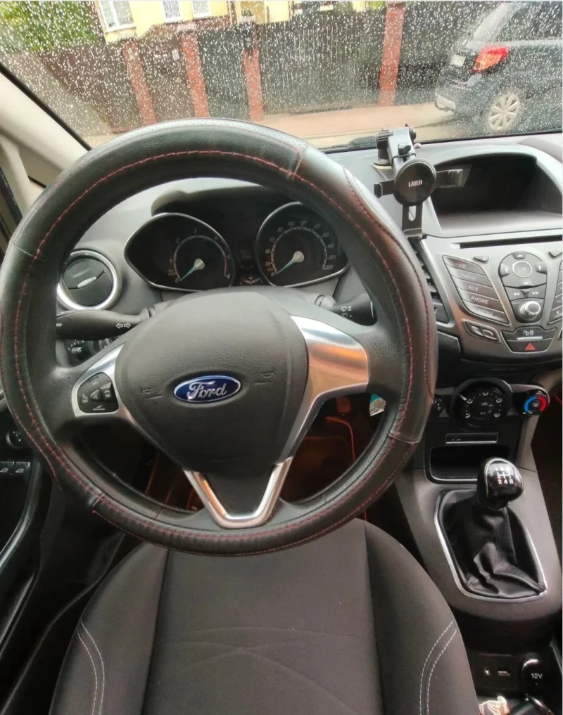 Ford Fiesta, снимка 5 - Автомобили и джипове - 48518570