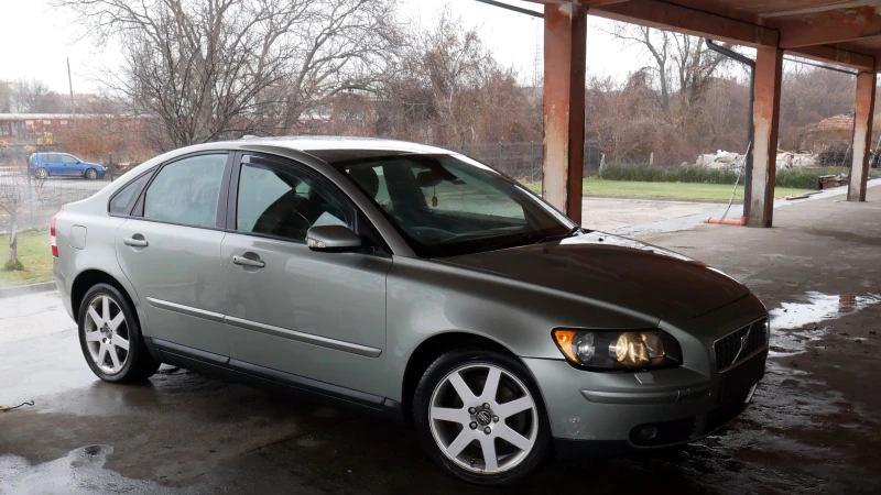 Volvo S40, снимка 3 - Автомобили и джипове - 48519605