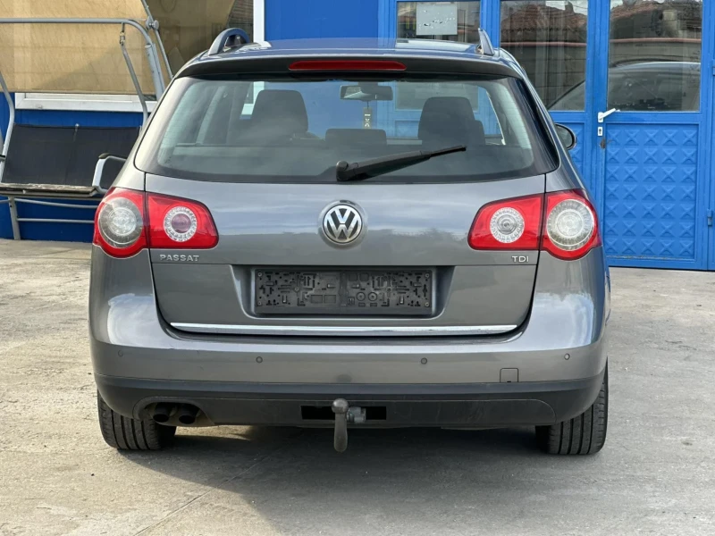 VW Passat 1.9 TDI, снимка 11 - Автомобили и джипове - 48664497