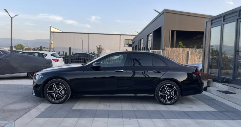 Mercedes-Benz E 220 4Matic AMG Подгрев* Navi, снимка 4 - Автомобили и джипове - 48683412