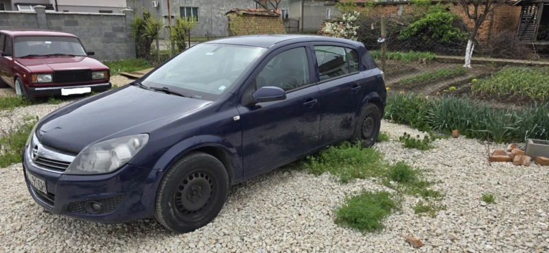 Opel Astra 1.7CDTI, снимка 5 - Автомобили и джипове - 51665322