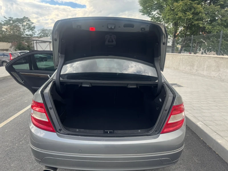 Mercedes-Benz C 200 1.8 CGI, снимка 7 - Автомобили и джипове - 50396068