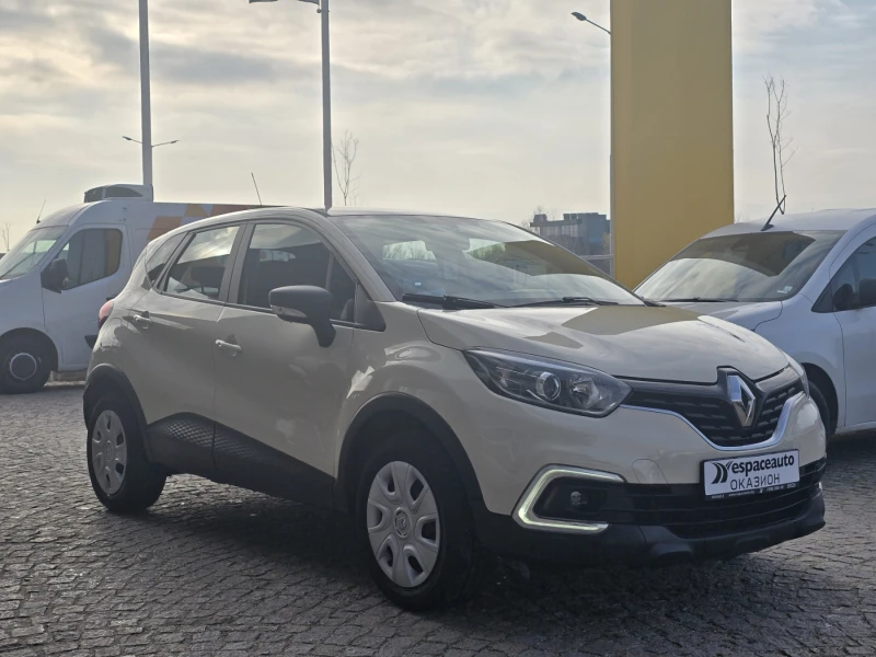 Renault Captur TCe/90 к.с/Life, снимка 3 - Автомобили и джипове - 52638377