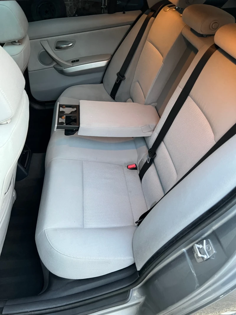 BMW 320 d/Face/Panorama, снимка 9 - Автомобили и джипове - 52775689