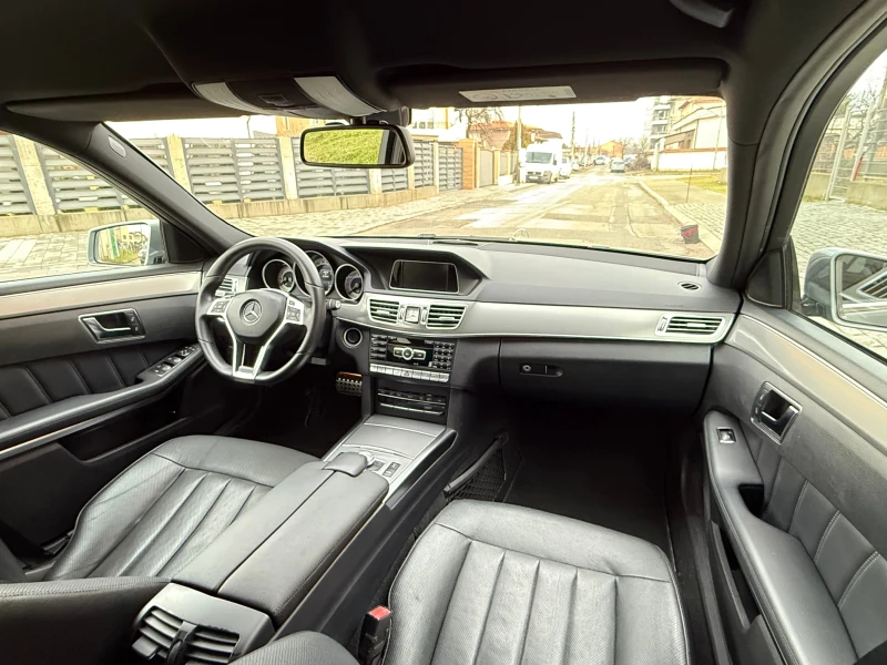Mercedes-Benz E 250 AMG-PAKET-FACELIFT-4X4-AVTOMAT-ШВЕЙЦАРИЯ, снимка 12 - Автомобили и джипове - 53261802