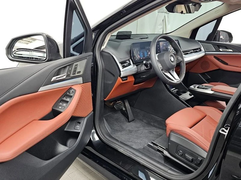 BMW 2 Active Tourer Active Tourer 220I M Sports Design, снимка 10 - Автомобили и джипове - 55963244