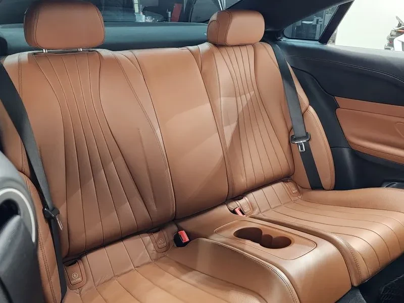 Mercedes-Benz E 220 HEAD UP/DISTRONIC/360 VIEW/BURMESTER, снимка 12 - Автомобили и джипове - 56737103