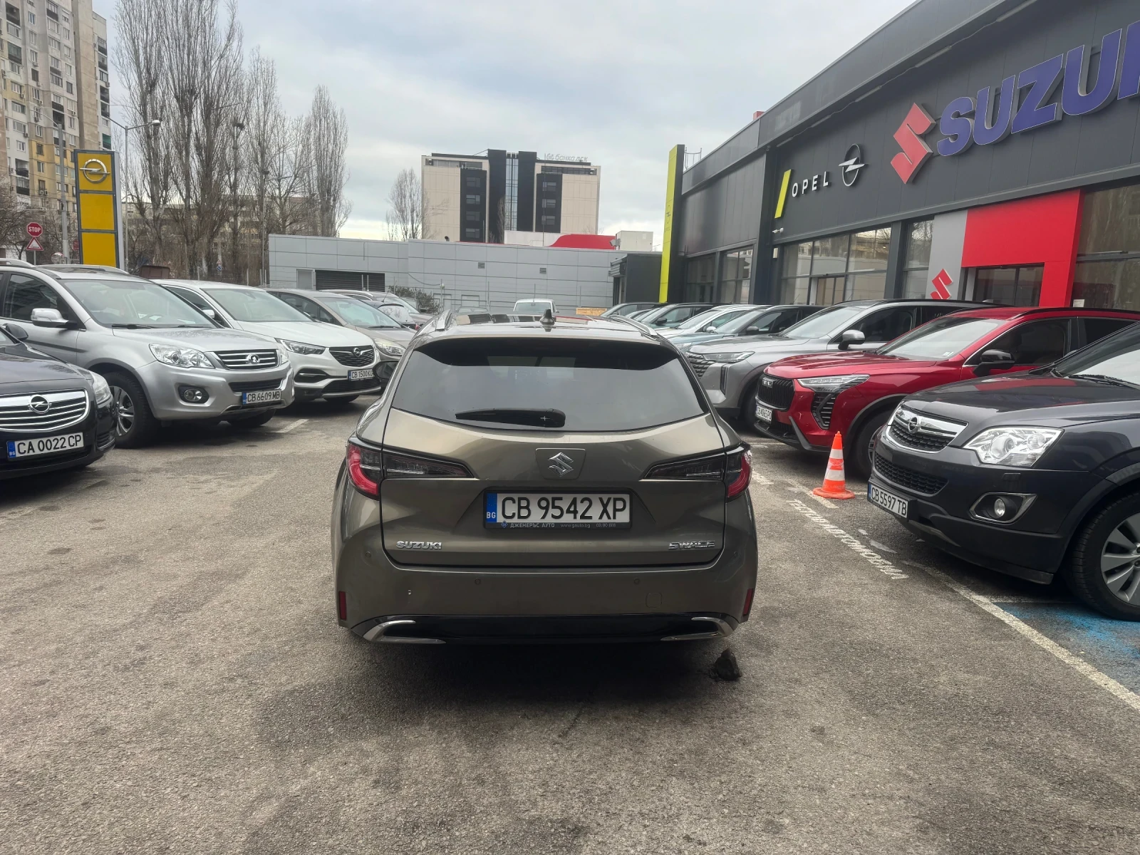 Suzuki Swace GL+  Hybrid НОВ АВТОМОБИЛ - изображение 6
