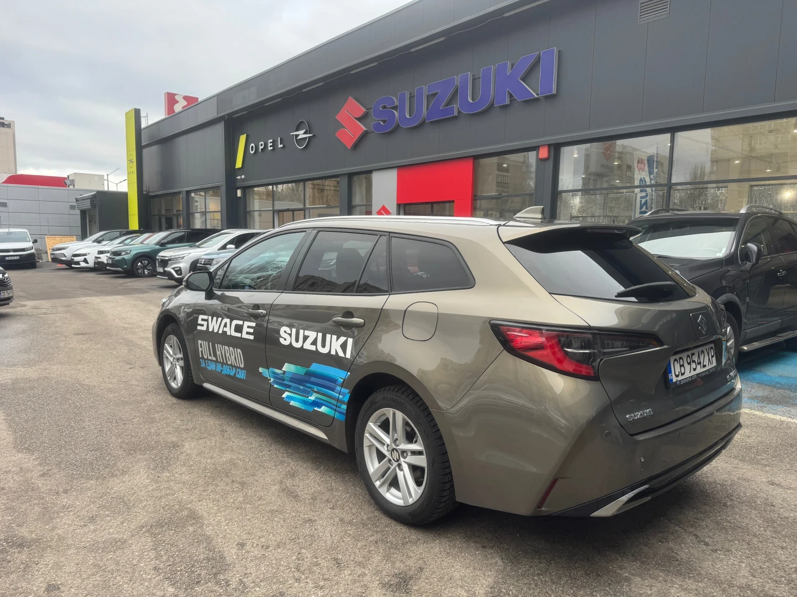 Suzuki Swace GL+  Hybrid НОВ АВТОМОБИЛ - изображение 5