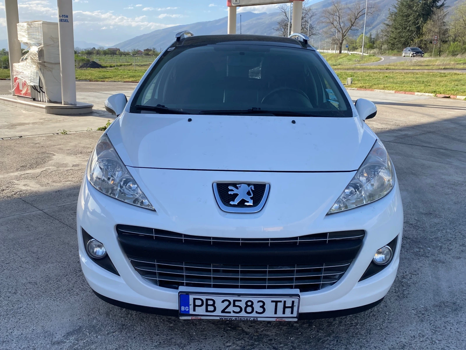 Peugeot 207 SW панорама - изображение 8