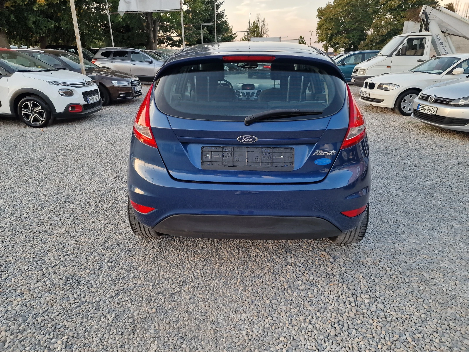 Ford Fiesta 1.4i-97k.s-euro5 - изображение 6