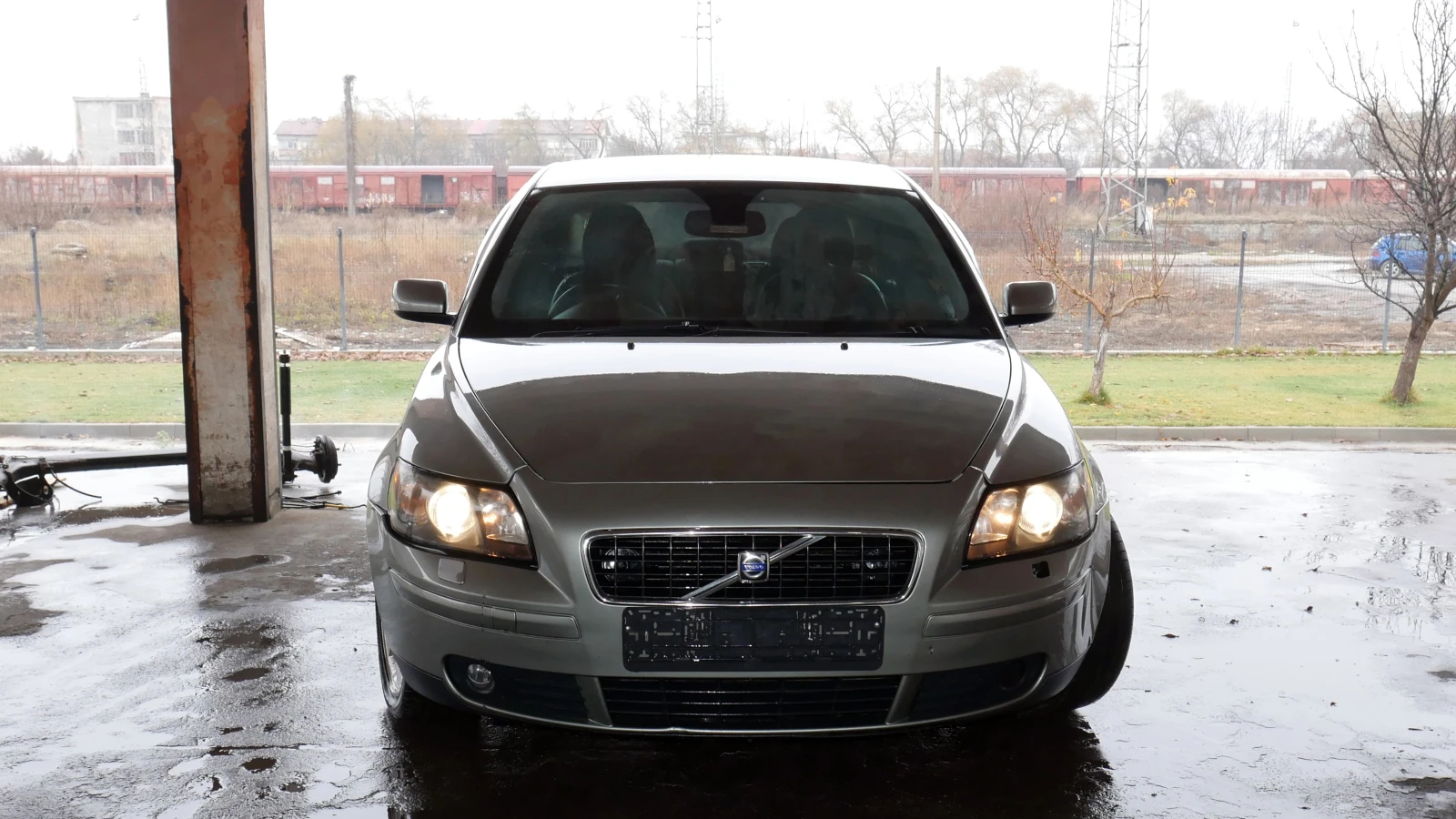 Volvo S40 - [1] 