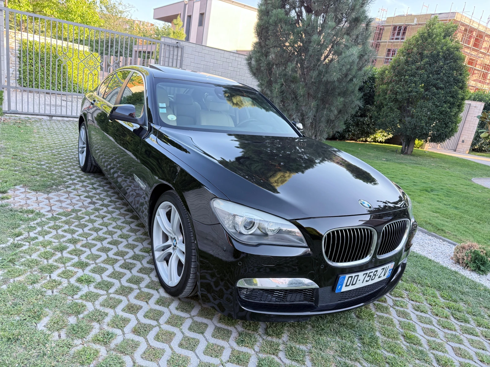 BMW 740 d Xdrive* M SPORT - изображение 2