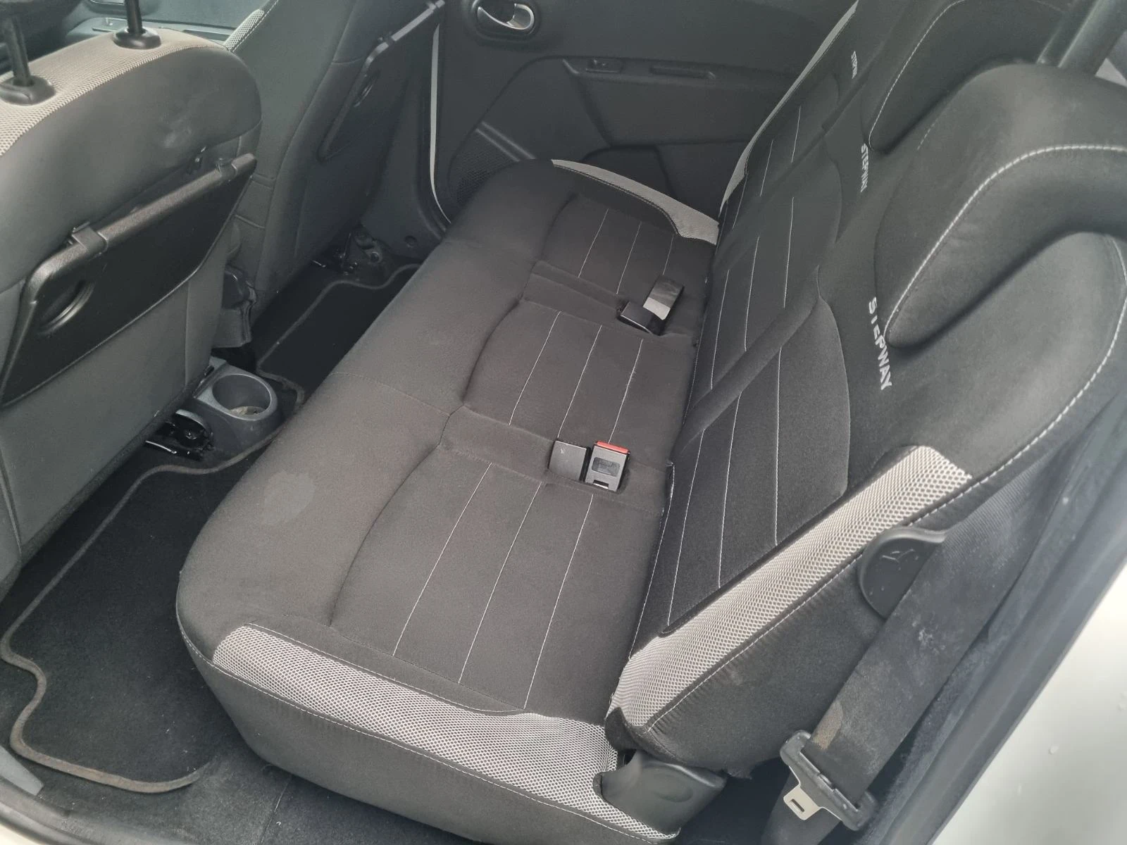 Dacia Lodgy 1.2 STEPWAY 89000 km 7 МЕСТА - изображение 8