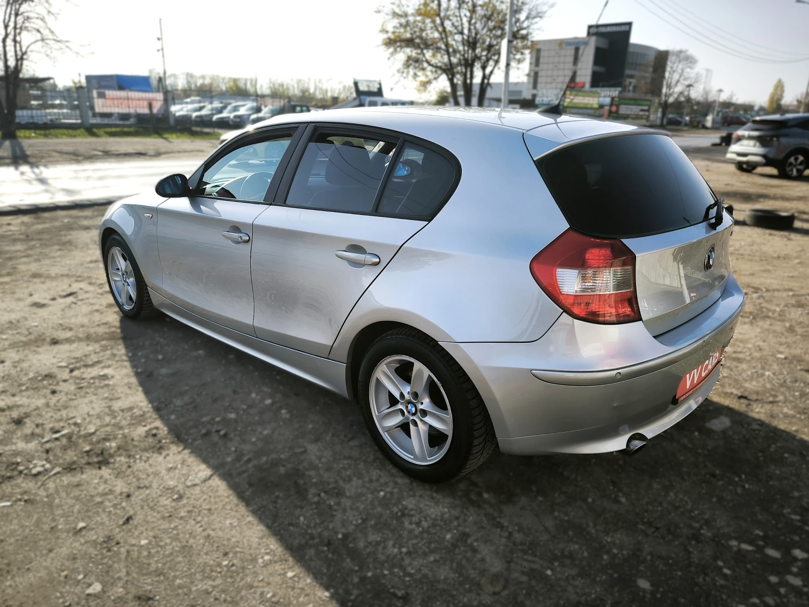 BMW 120 i - 150 hp - AUTOMATIC - изображение 5