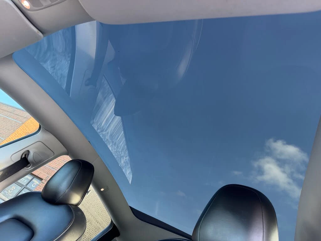 Tesla Model Y  Long* Range* AWD* АвтоКредит* (ЦЕНА ДО БГ) - изображение 8