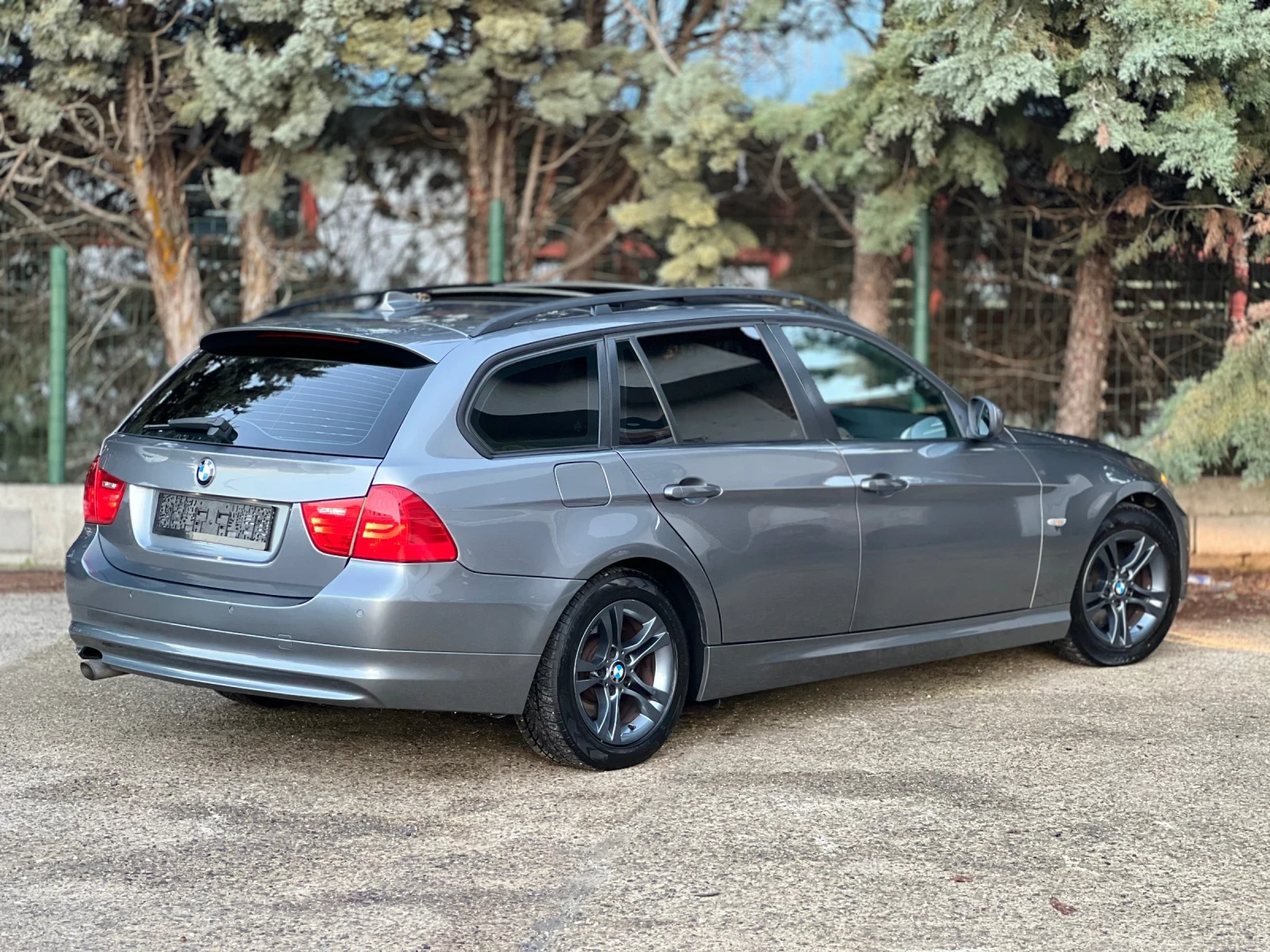 BMW 320 d/Face/Panorama - изображение 4