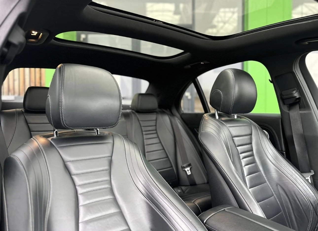 Mercedes-Benz E 200 AMG/PANO/BURM/FULL - изображение 8