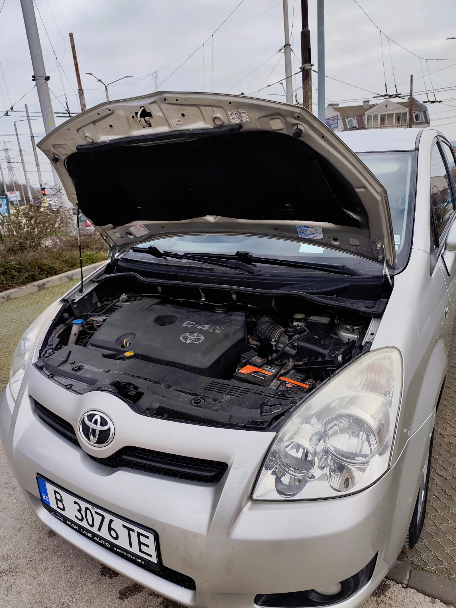 Toyota Corolla verso  - изображение 9