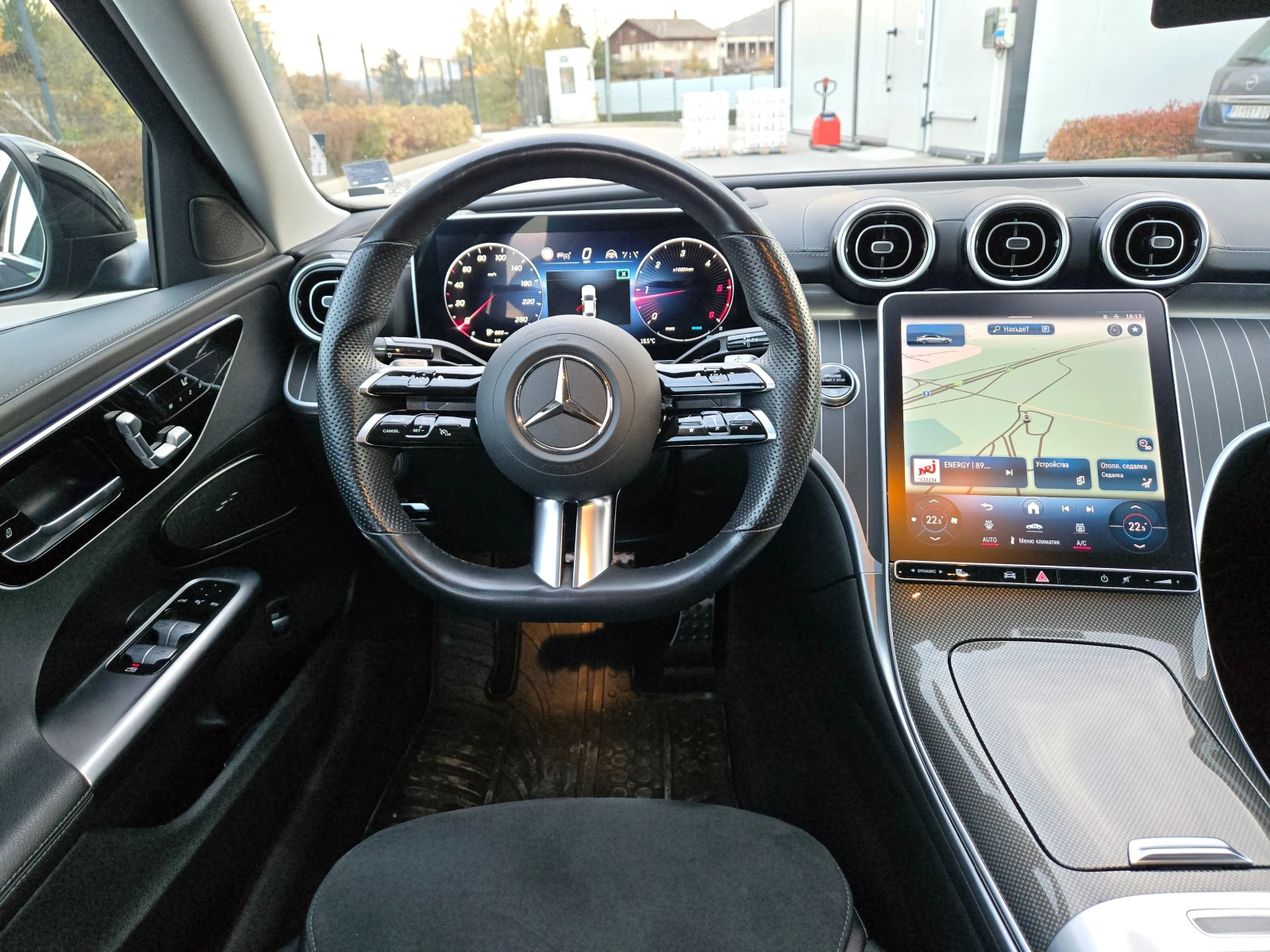 Mercedes-Benz C 300 D AMG 4M HUD Burmester Distronic 360 MULTIBEAM , снимка 12 - Автомобили и джипове - 53758550