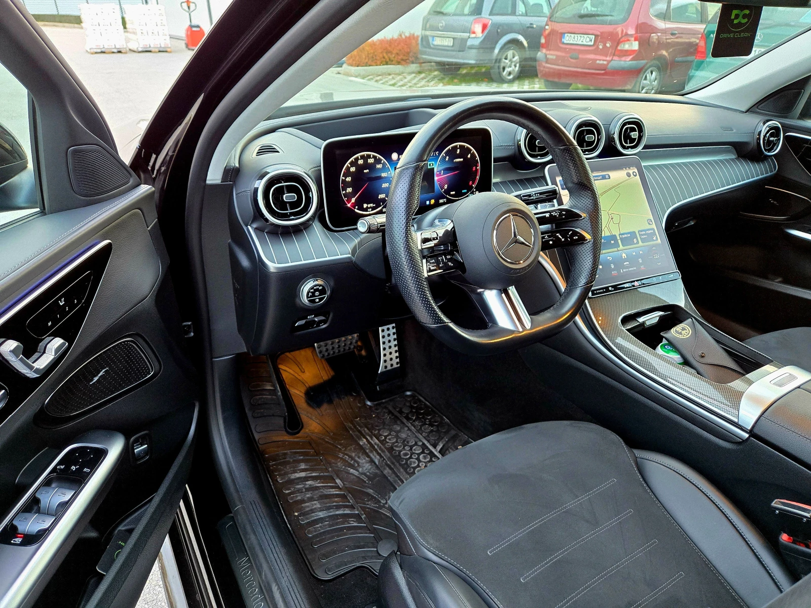 Mercedes-Benz C 300 D AMG 4M HUD Burmester Distronic 360 MULTIBEAM , снимка 9 - Автомобили и джипове - 53758550