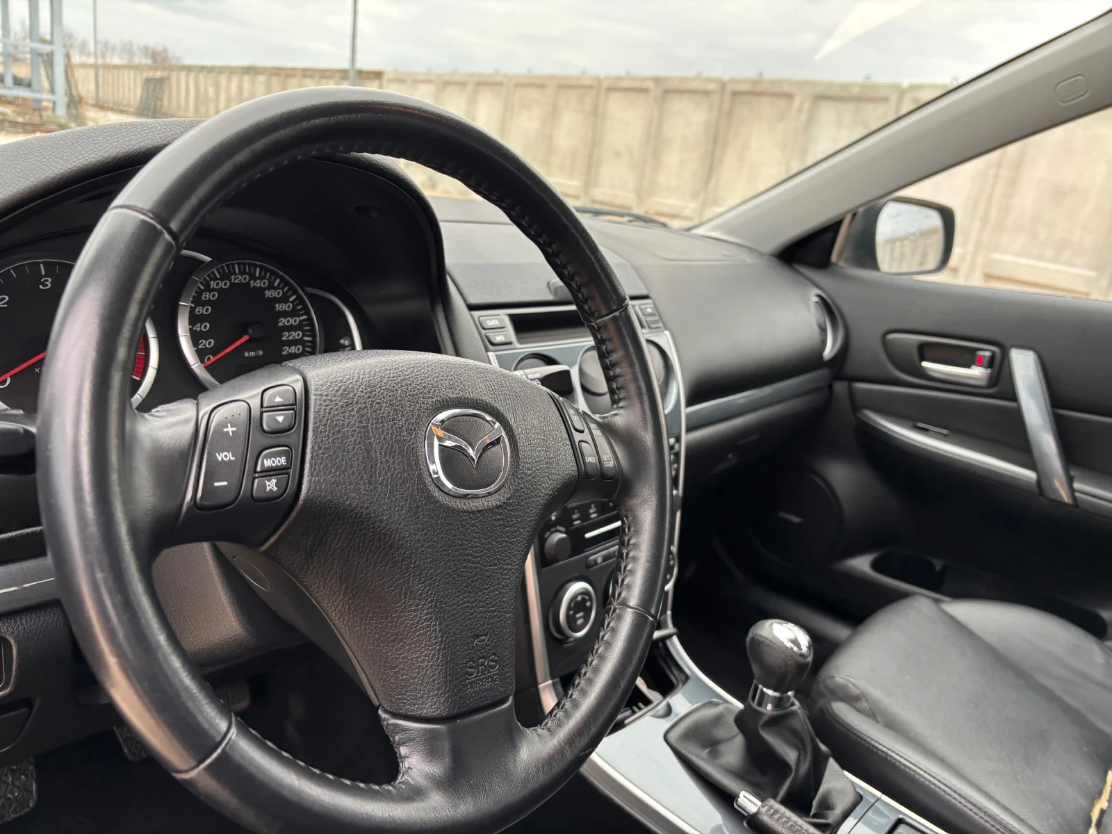 Mazda 6, снимка 10 - Автомобили и джипове - 53903649