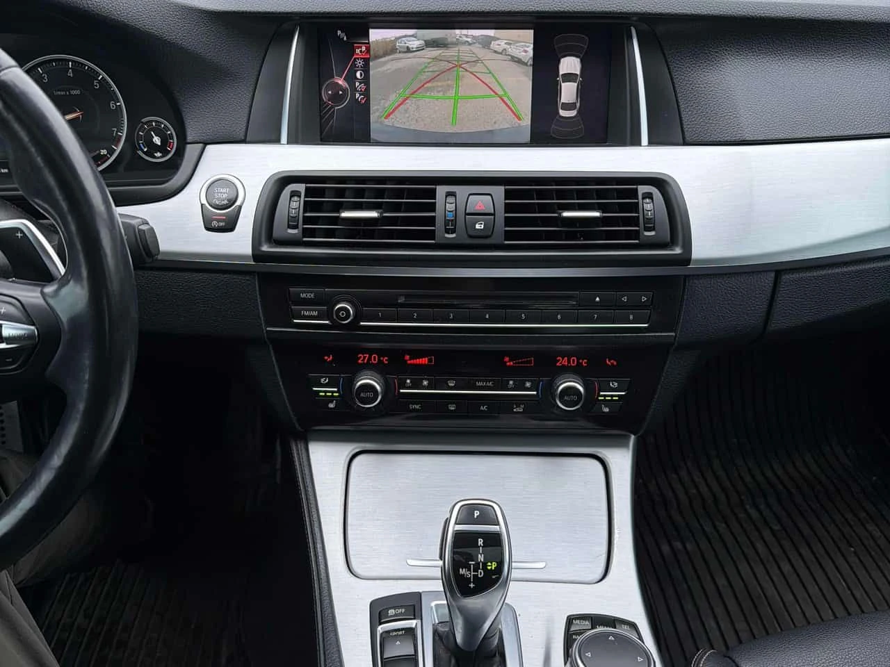 BMW 528 * 528i xDrive* KEYLESS* ПОДГРЕВ* , снимка 9 - Автомобили и джипове - 54339064