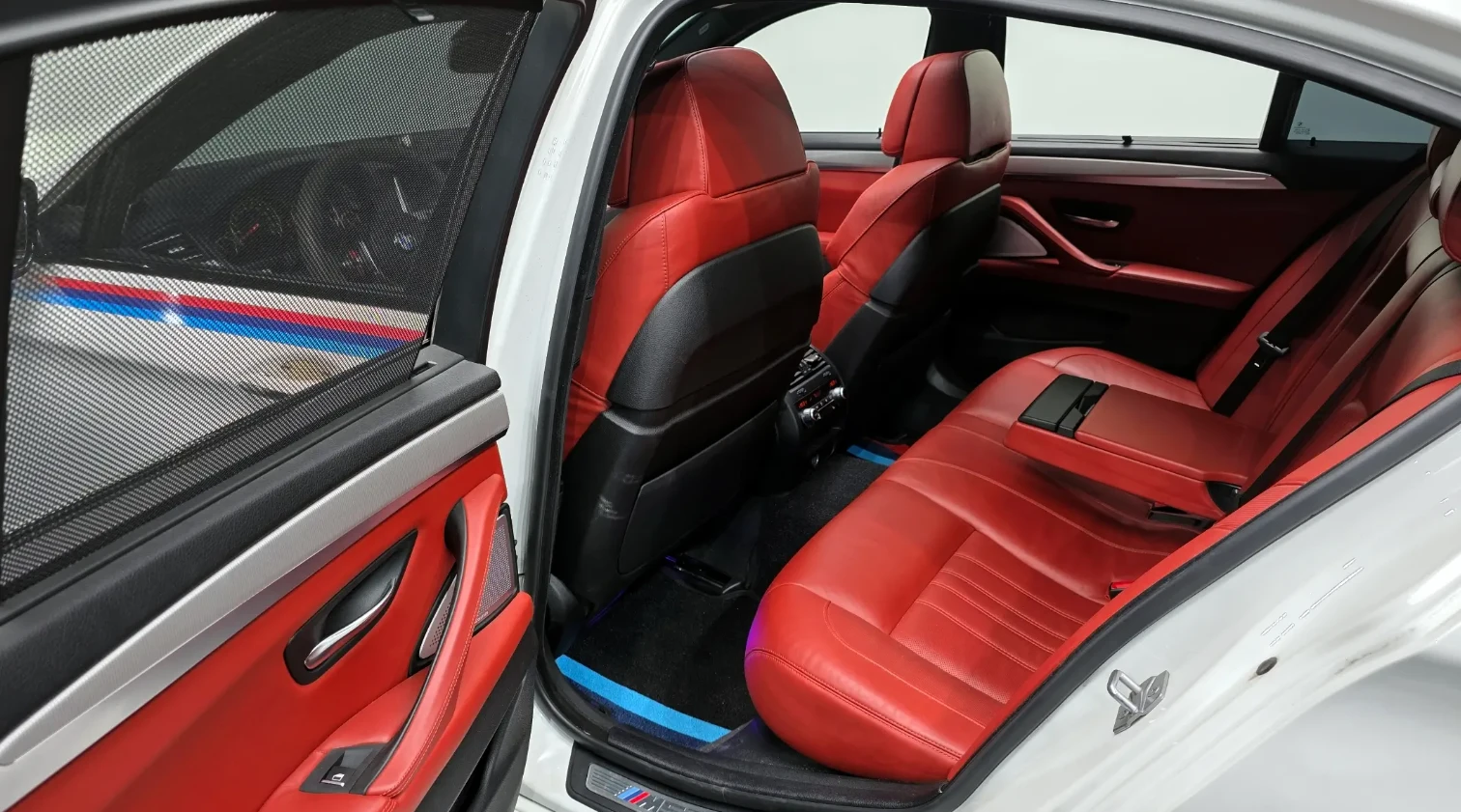 BMW M5 BOWER&WILKINS | HEAD UP , снимка 12 - Автомобили и джипове - 54632396