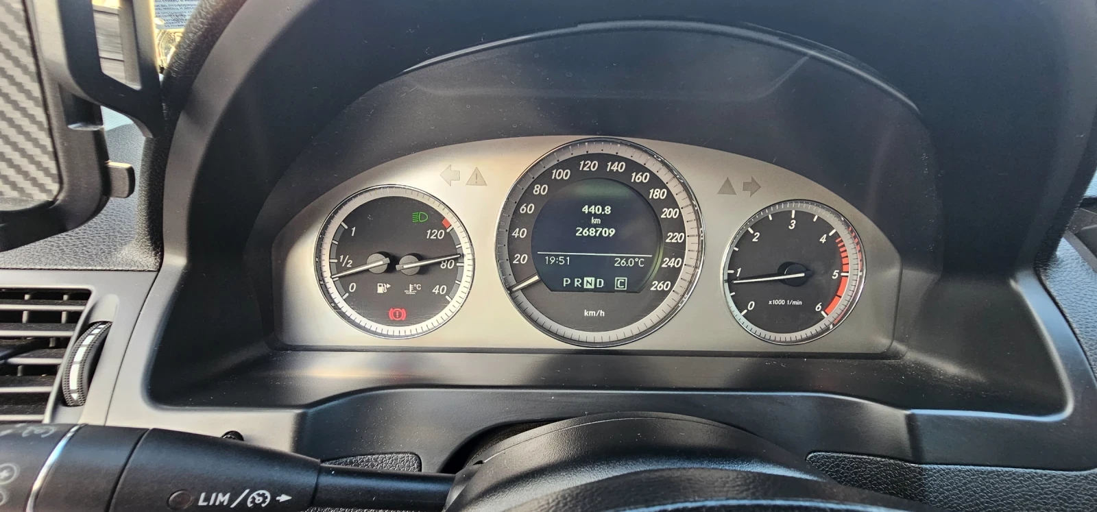 Mercedes-Benz C 220, снимка 12 - Автомобили и джипове - 55178123