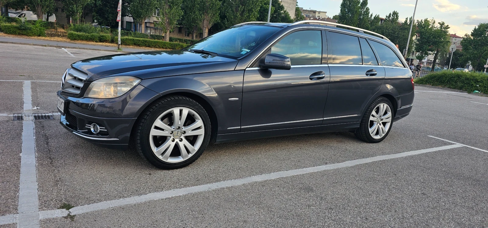 Mercedes-Benz C 220, снимка 14 - Автомобили и джипове - 55178123
