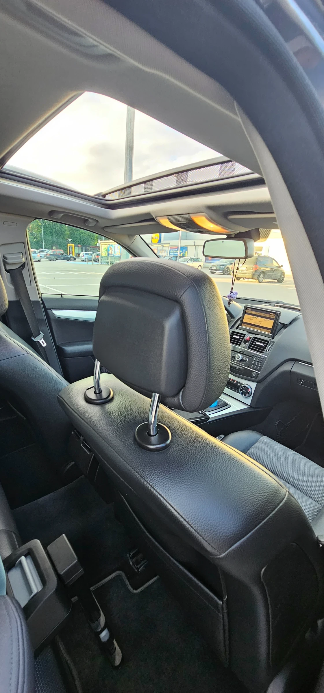 Mercedes-Benz C 220, снимка 7 - Автомобили и джипове - 55178123