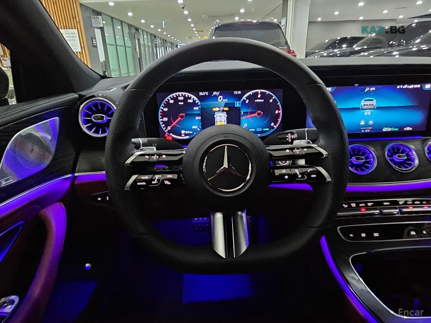 Mercedes-Benz CLS 300d 4MATIC* HUD* КОЖА* ОБДУХВ* ПАНО* НАВИ, снимка 14 - Автомобили и джипове - 55263549