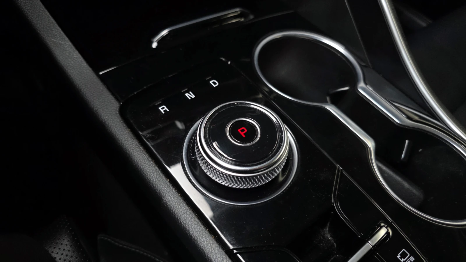 Kia K5 2.0* КРАЙНА ЦЕНА, снимка 9 - Автомобили и джипове - 55595084