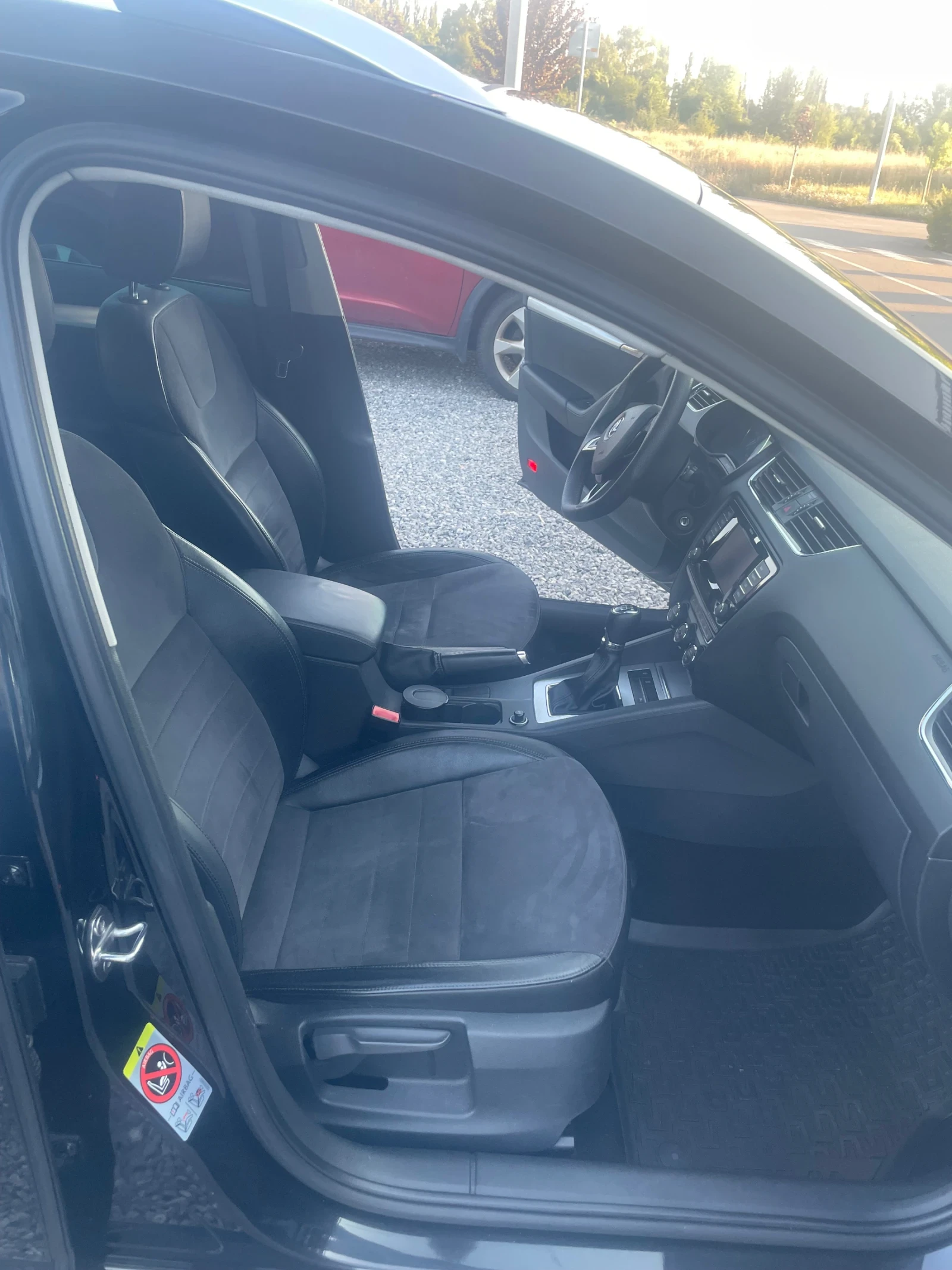 Skoda Octavia 2.0 TDI 150hp, снимка 10 - Автомобили и джипове - 55775860